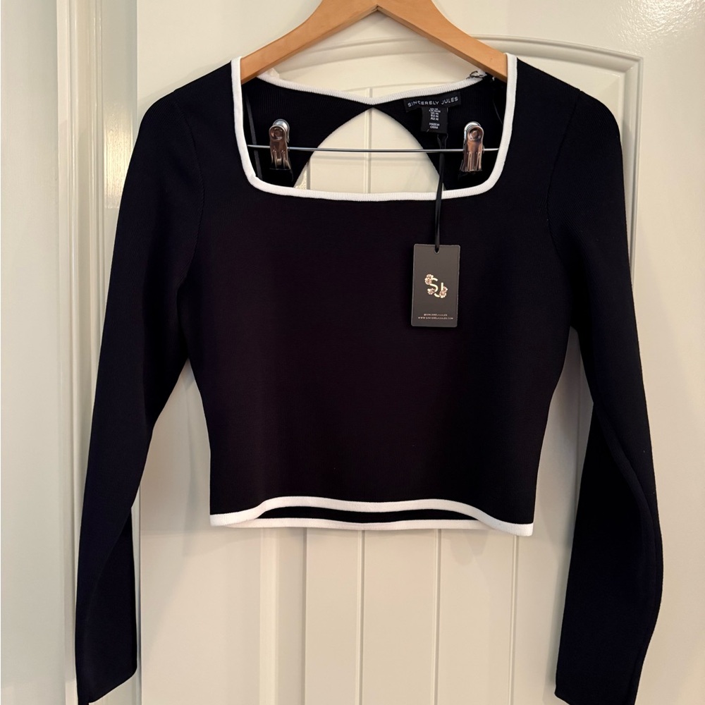 Black and White Long Sleeve Crop Top